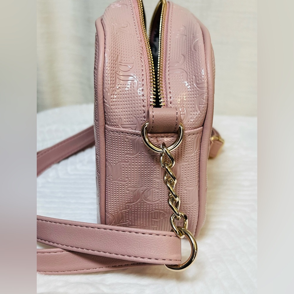 Juicy Couture Los Angeles NWT Beautiful Mauve Camera Crossbody Bag Purse (P078) - Picture 3 of 8